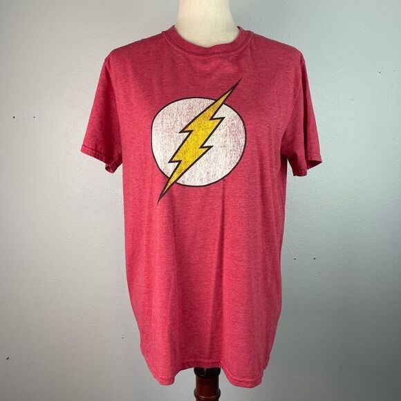 DC Comics Flash T-Shirt Size M EUC - Picture 1 of 5